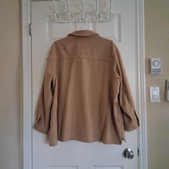 Old Navy Women's Size 2X Camel Soft-Brushed Wool Blend Utility Shacket - Picture 3 of 14